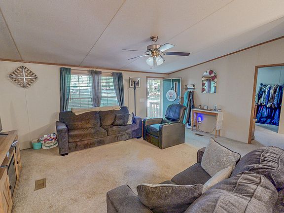 3rd image of 132 Riverbend Way