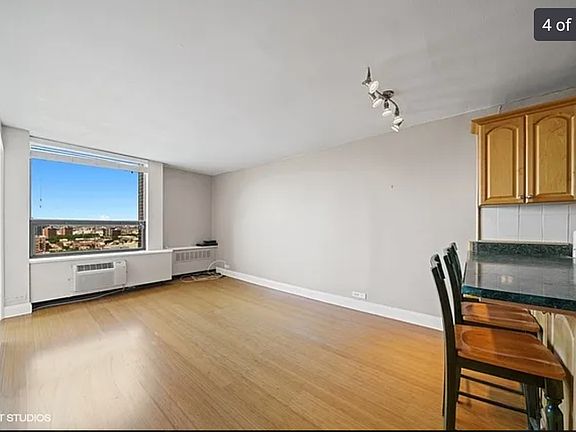 3rd image of 1455 N Sandburg Ter APT 2107