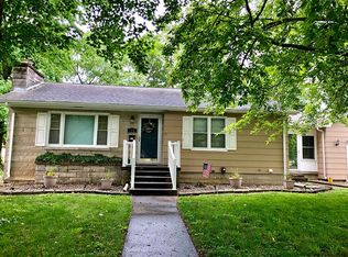 714 Montgomery Cir, Carmi, IL 62821