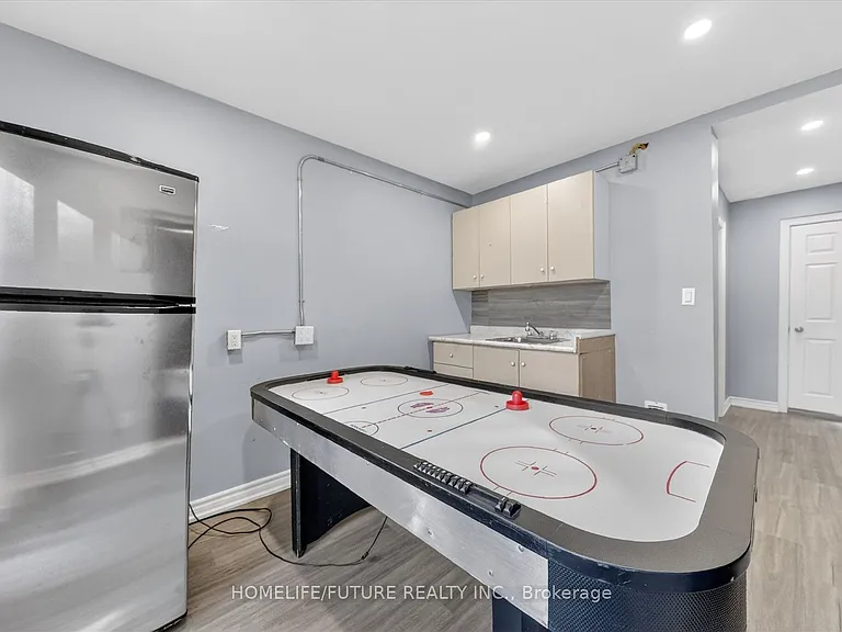 1200 Mosley St — Photo 33