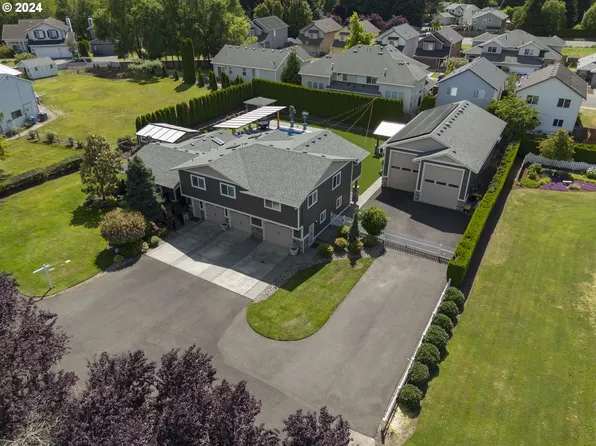 11710 NW 34th Ave, Vancouver, WA 98685