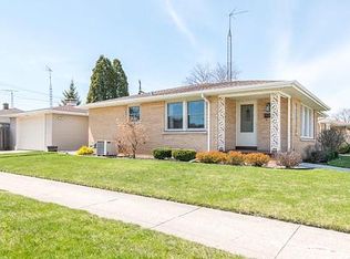 2303 24th St, Kenosha, WI 53140