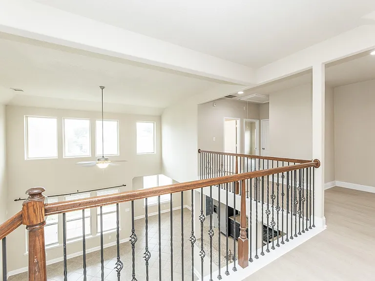 6123 Northcrest Village Way — Photo 31