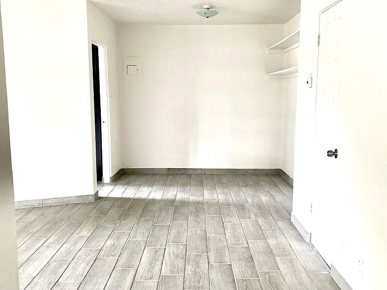 2925 N 19th Ave #97 — Photo 8