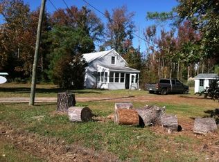 697 Bald Eagle Rd, White Stone, VA 22578