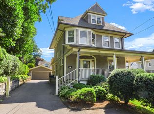 23R Strickland Rd, Cos Cob, CT 06807