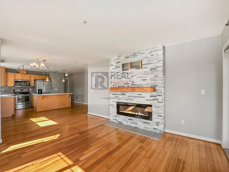 13207 97th Ave E #301 — Photo 10