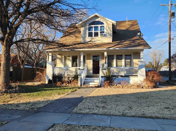 712 Easter Ave, Wakeeney, KS 67672
