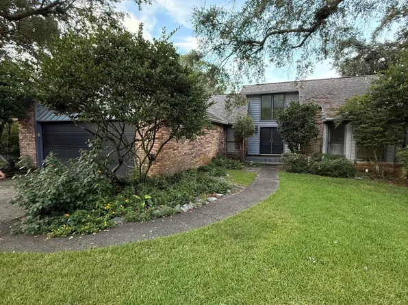 211 Dominica Cir, Niceville, FL 32578