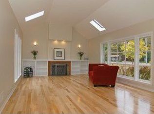 1220 Eastwood Ave, Highland Park, IL 60035