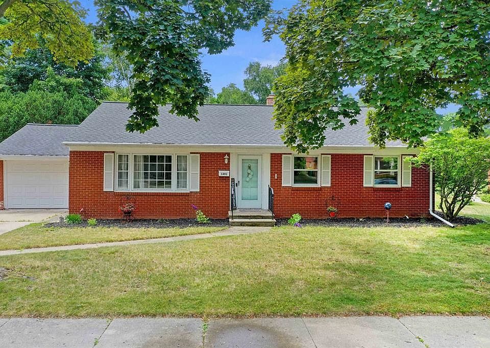 1491 Rockdale St, Green Bay, WI 54304 Zillow