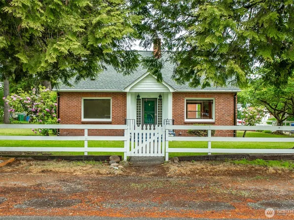 751 120th Street S, Tacoma, WA 98444