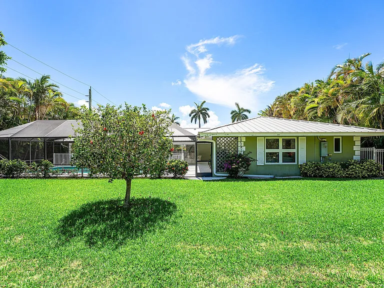 1350 Spanish River Rd — Photo 38