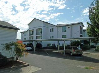 960 Anderson Ln APT 2, Springfield, OR 97477