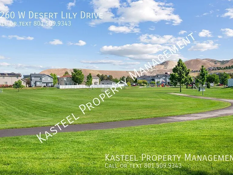 3260 W Desert Lily Dr — Photo 30