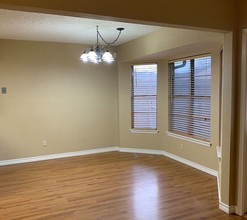 1st image of 3213 Kennsington Ct