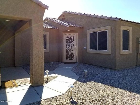 4th image of 8645 N Continental Links Dr