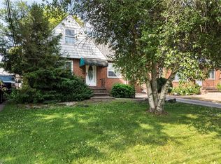 1305 W Schaaf Rd, Cleveland, OH 44109