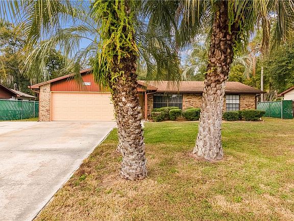 2nd image of 4025 Lake Eleanor Dr