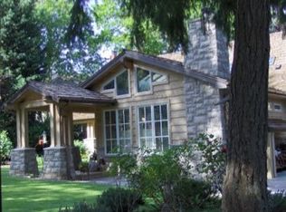 18945 Bryant Rd, Lake Oswego, OR 97034
