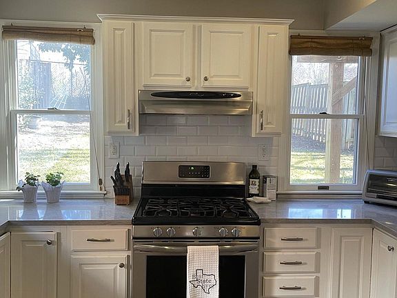 4th image of 205 Moncure Dr