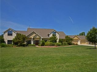 25823 Navajo Place Dr, Tomball, TX 77375