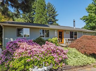 690 NW Academy Ct, White Salmon, WA
