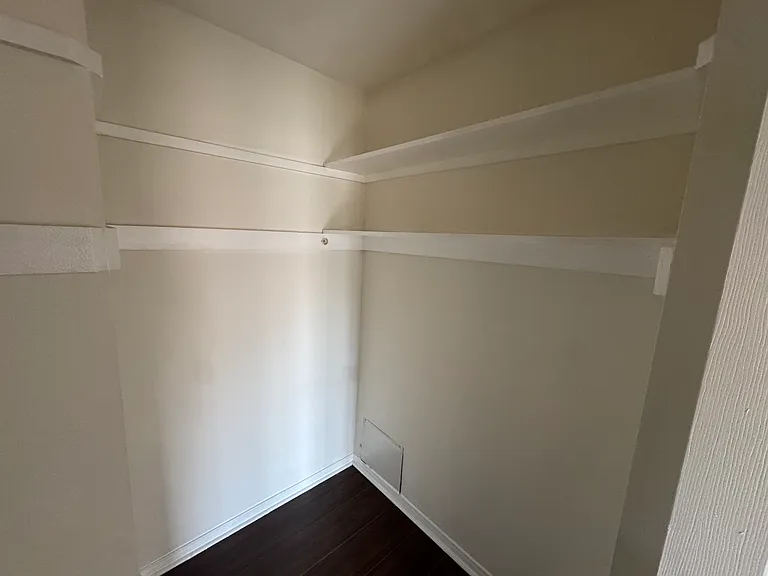 5401 W Olympic Blvd #3 — Photo 13