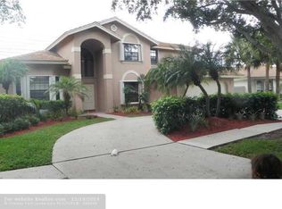 10820 Paris St, Hollywood, FL 33026