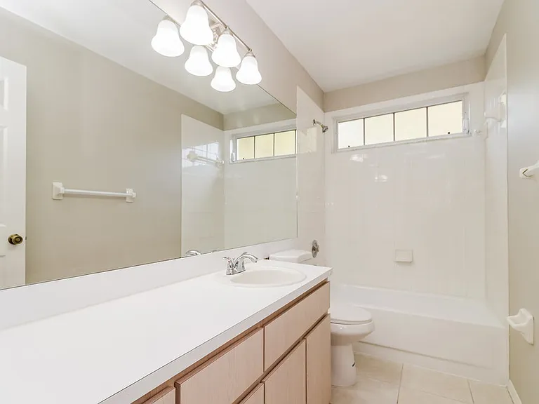 7249 Captiva Cir — Photo 15