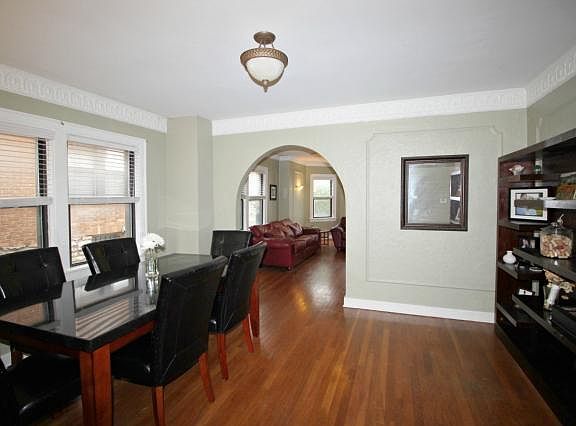 4th image of 4504 Broadway St #1N