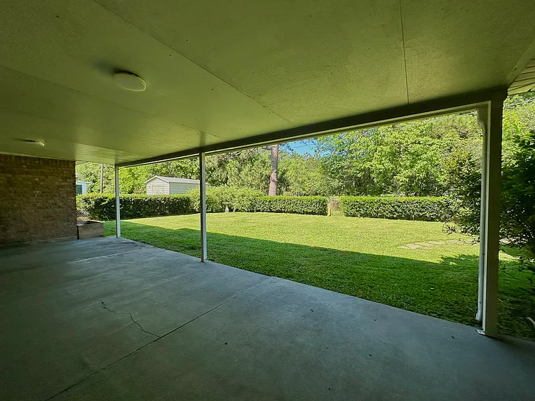 3945 Cheryl St — Photo 21