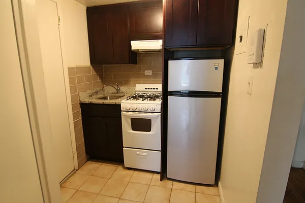 Rented by Guidance Realty Corp. | media 18