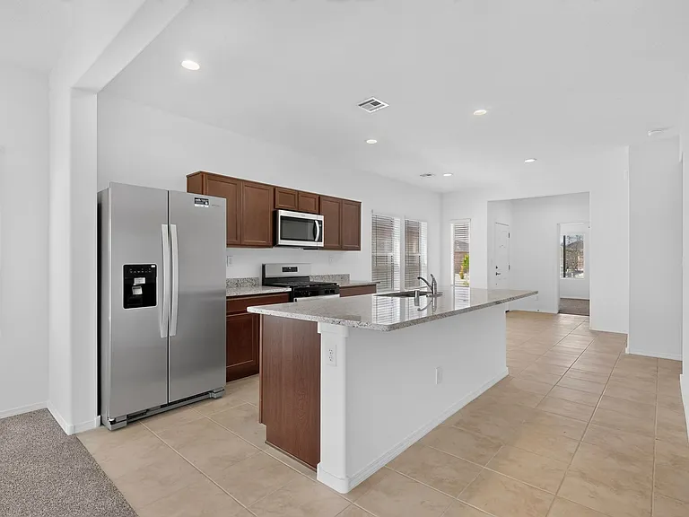 280 Prism Ave SW — Photo 8
