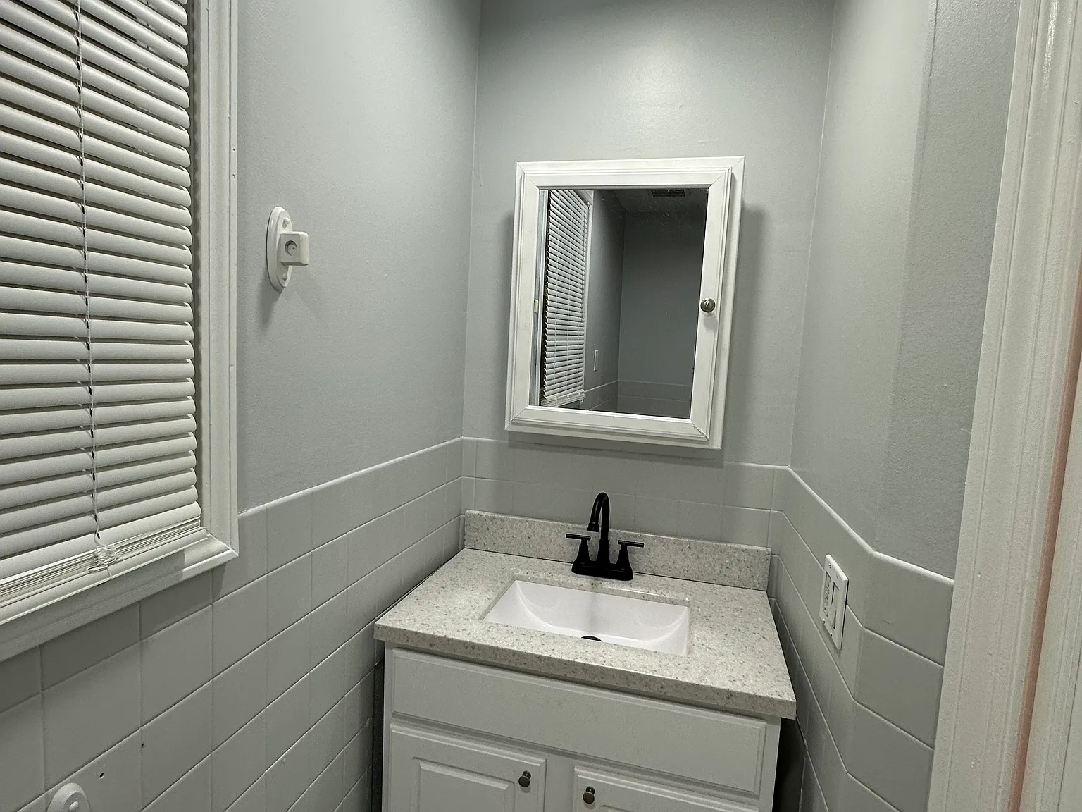 2 bed, 655 sqft, $1,750 — Photo 3