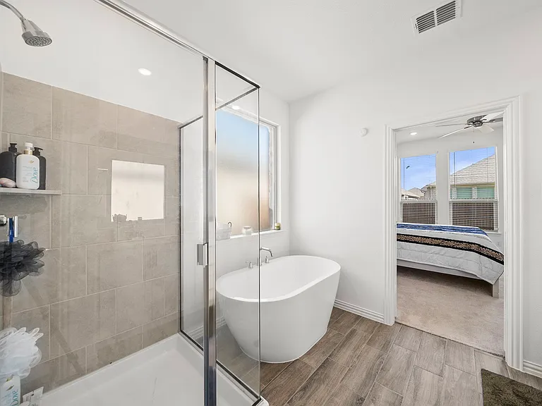 147 Starfall Dr — Photo 26