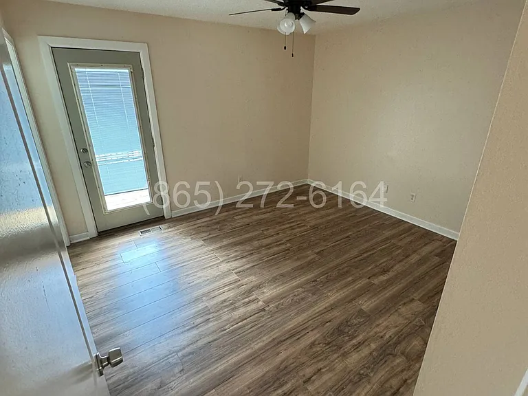 6436 Tewksbury Dr — Photo 9