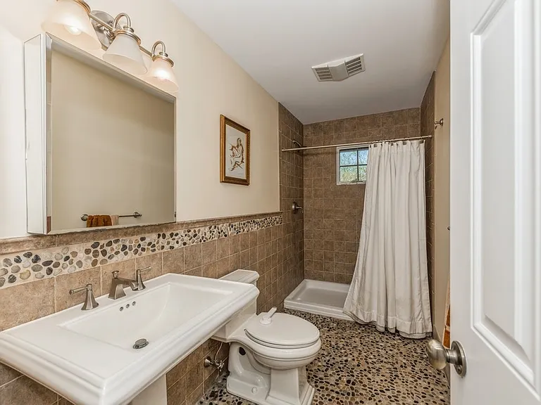 38 Cliff Rd — Photo 13