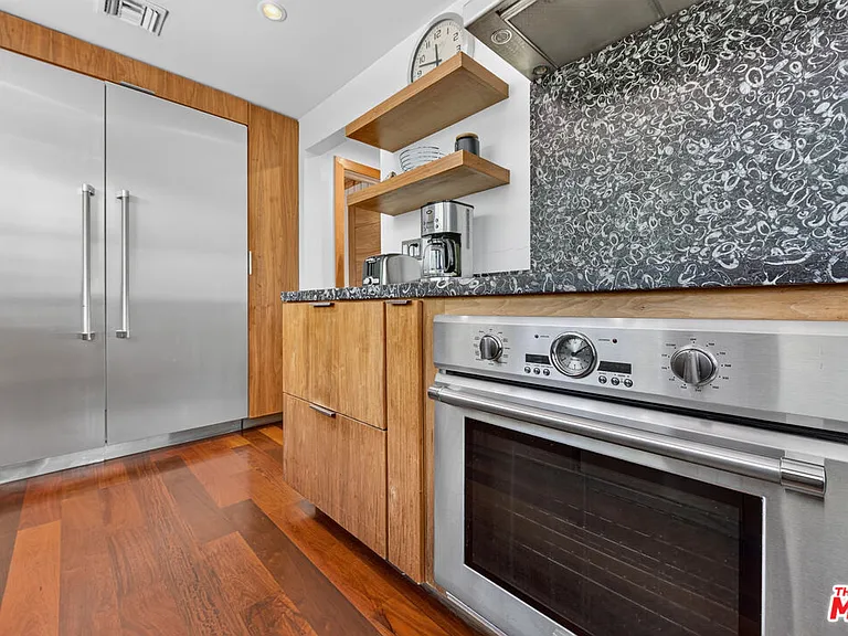 1738 Topanga Skyline Dr — Photo 28