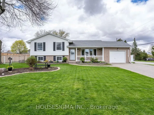 78 Peter St, Central Elgin, ON N5R 1T7