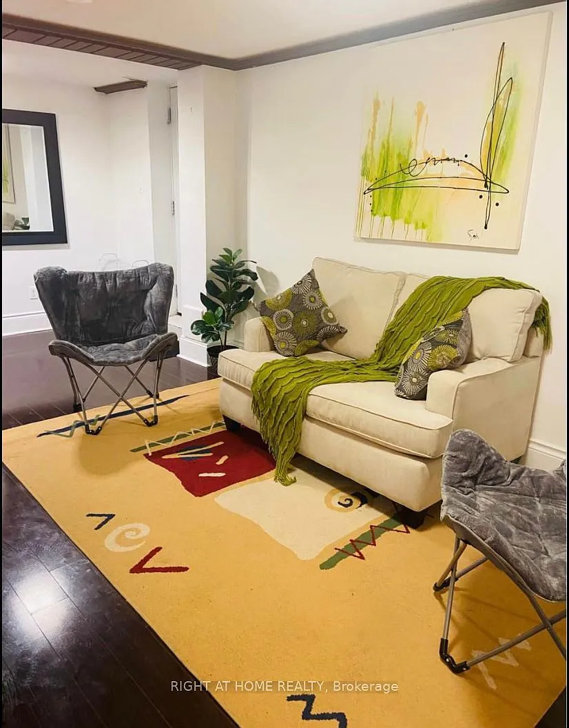 2 bed, $2,300 — Photo 2
