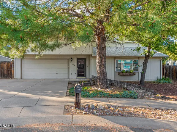 3706 E Finch Ln, Flagstaff, AZ 86004