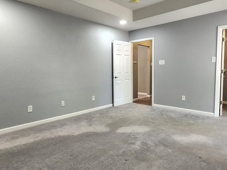 1608 Hunt St — Photo 13