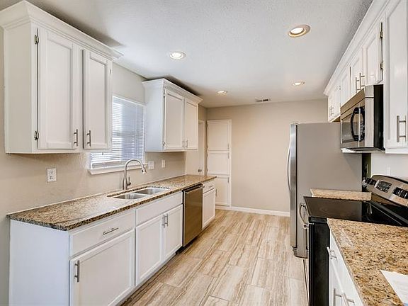 2nd image of 5731 Sky Country St