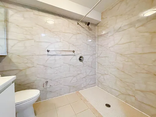 Rented by Kahen Properties | media 9