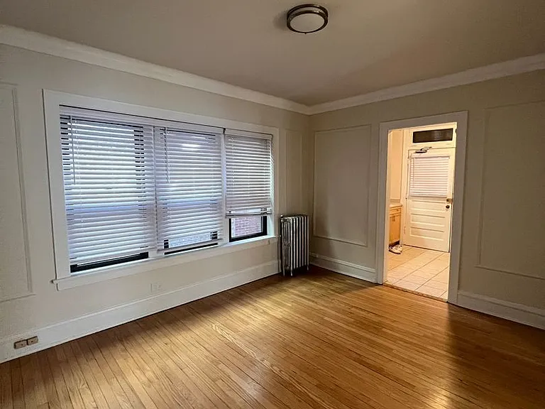 914 1/2 Judson Ave #2B — Photo 3