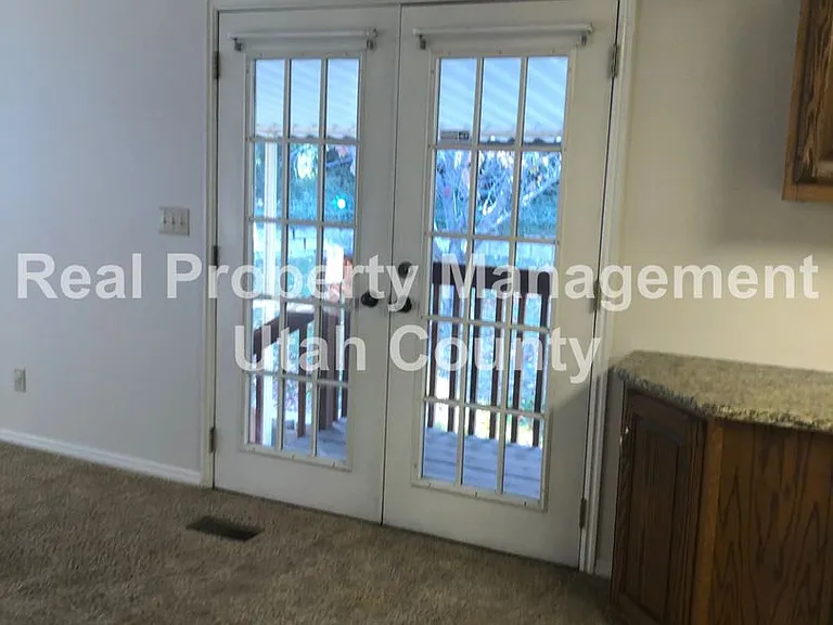 1639 N 1200th St E — Photo 18