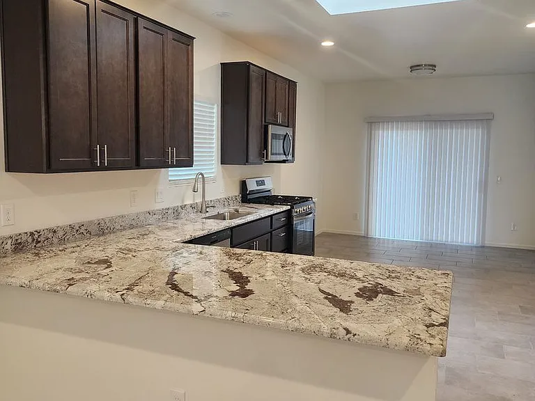 526 S Clubhouse Ln — Photo 71