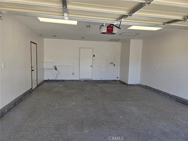 11889 Kilgore St — Photo 32