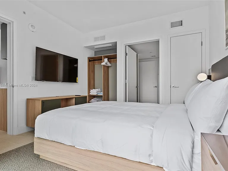 601 NE 1st Ave #2905 — Photo 22